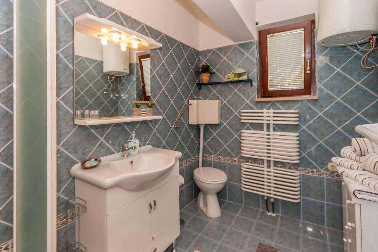 Direkt An Der Kristallklaren Adria Baska  Apartment Baska (Krk)