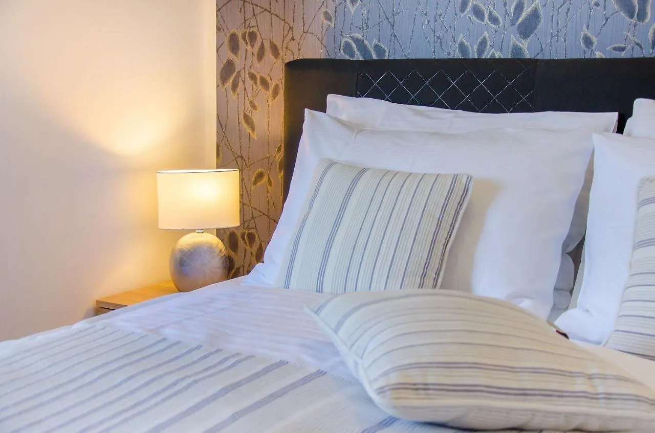 Direkt An Der Kristallklaren Adria Baska  Apartment