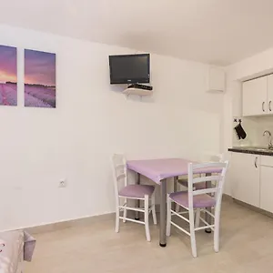  Apartman Neva